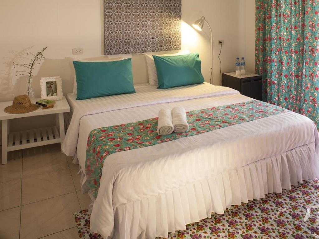 Les Fleurs House Bed & Breakfast Khao Lak Cameră foto
