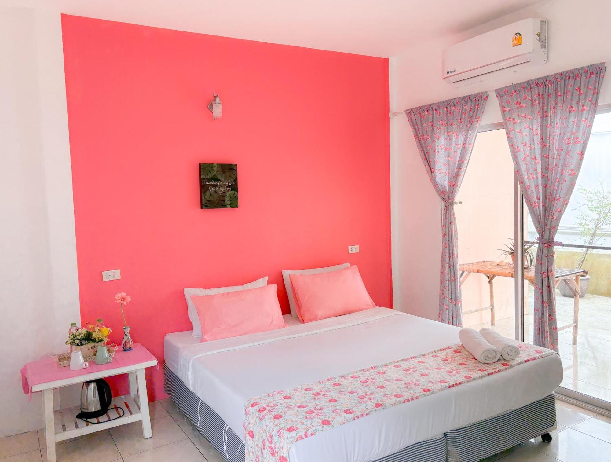 Les Fleurs House Bed & Breakfast Khao Lak Exterior foto