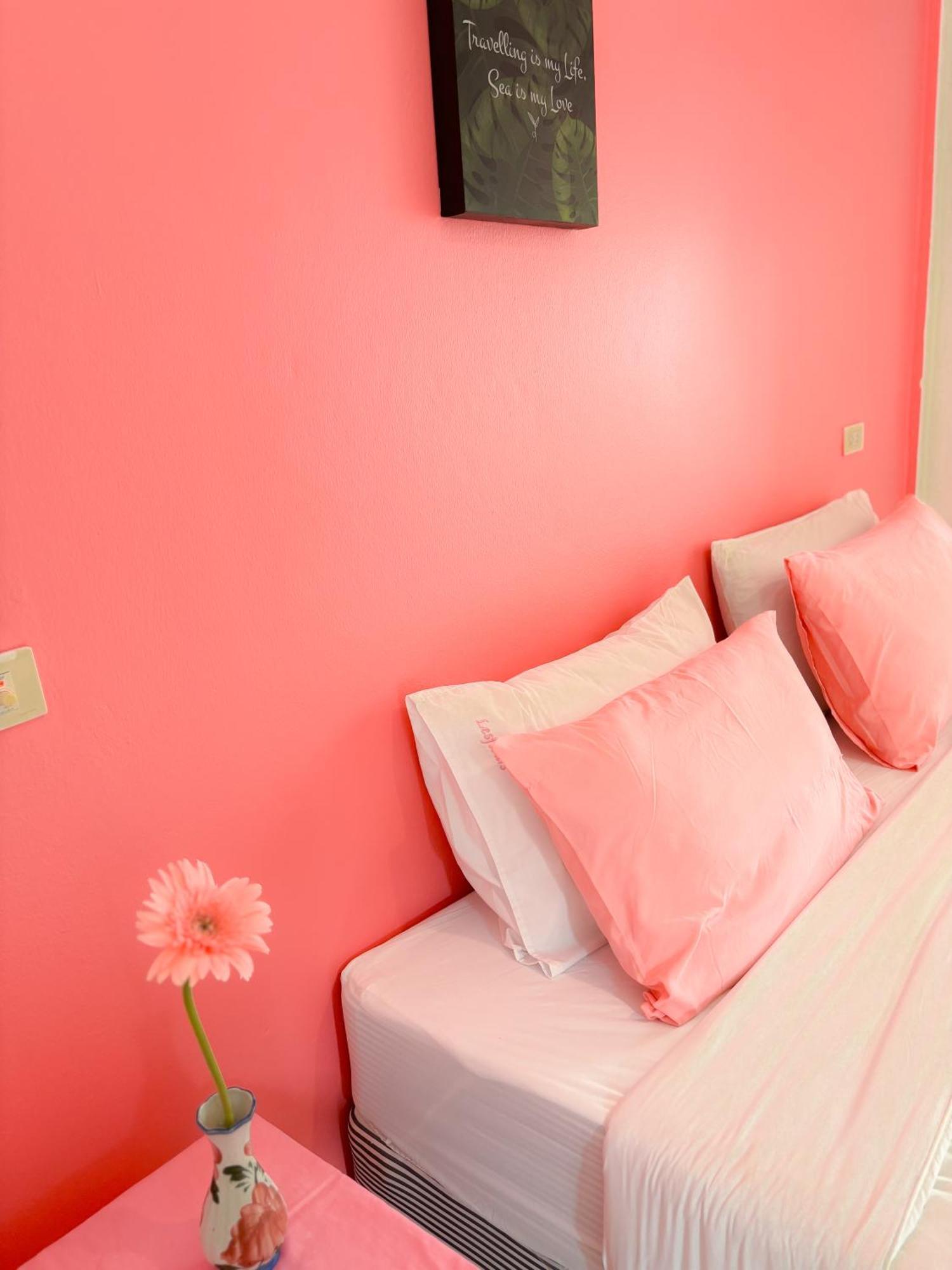 Les Fleurs House Bed & Breakfast Khao Lak Exterior foto