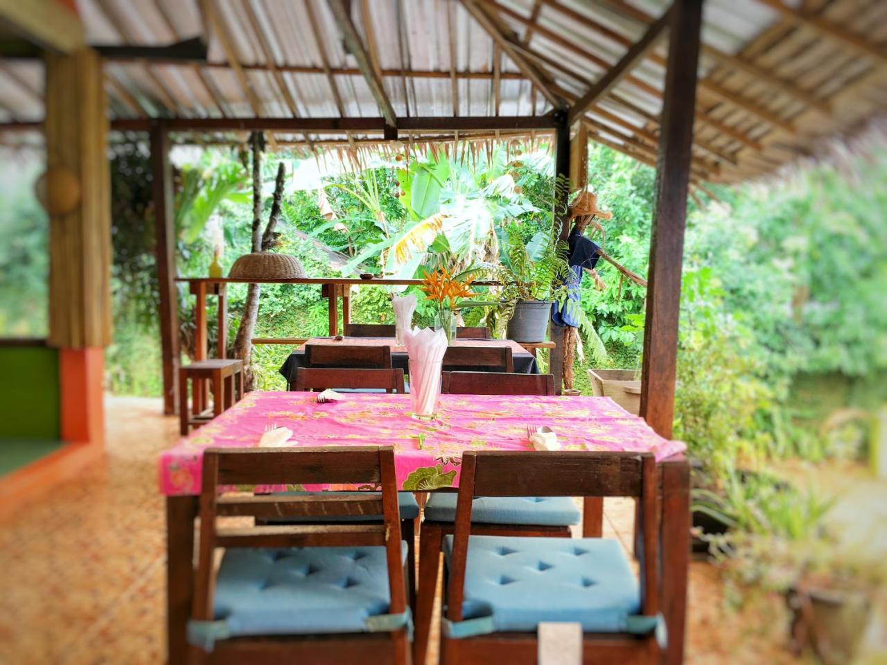 Les Fleurs House Bed & Breakfast Khao Lak Exterior foto